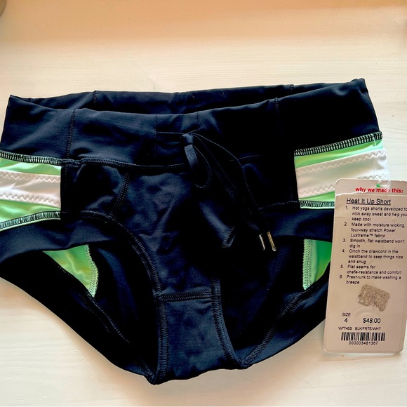 Lululemon Heat It Up Hot Yoga Shorts Bottoms 4 - Picture 8 of 12